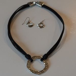 Leather necklace silver circle  & earrings Set